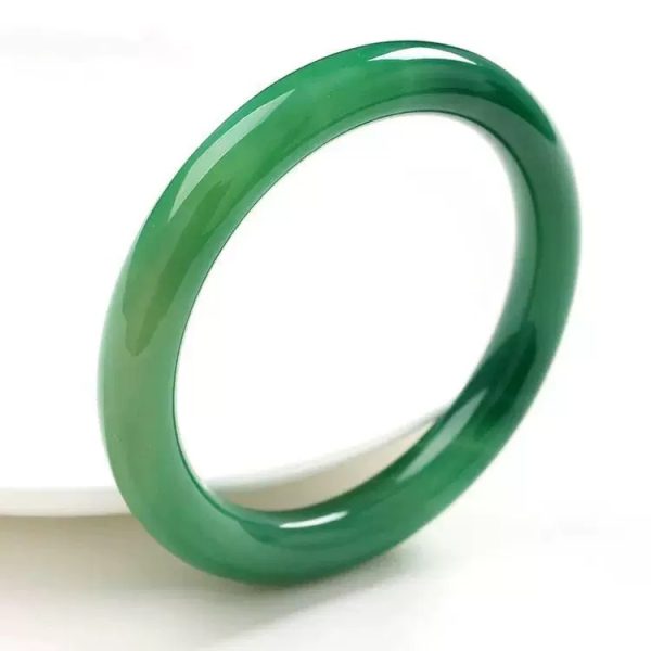 Green Jade Round Bangle - Image 5