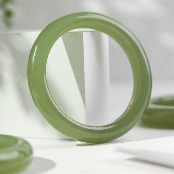 High Ice Qinghu Water Green Jade Bangle